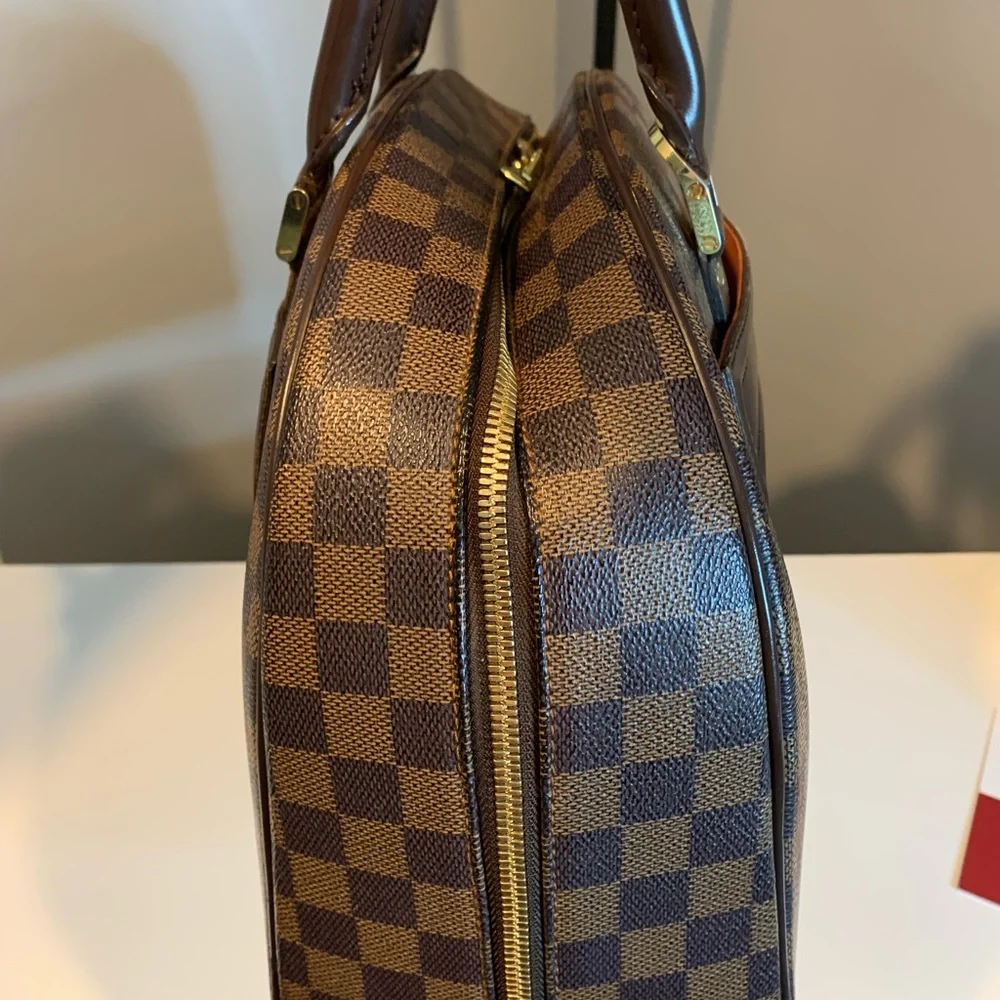 Louis Vuitton Nolita Damier Ebene Bag, great Preloved condition with wallet - Picture 10 of 17